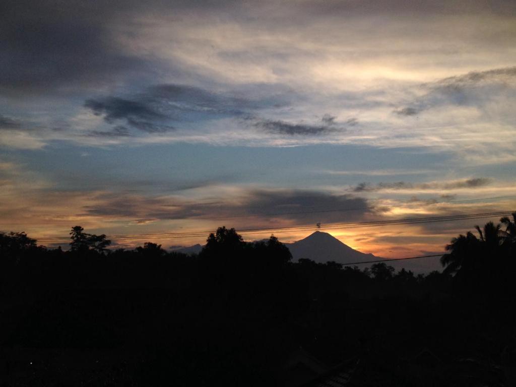Marry Ind Gunung Kawi Guest House Malang Bumirejo Екстериор снимка